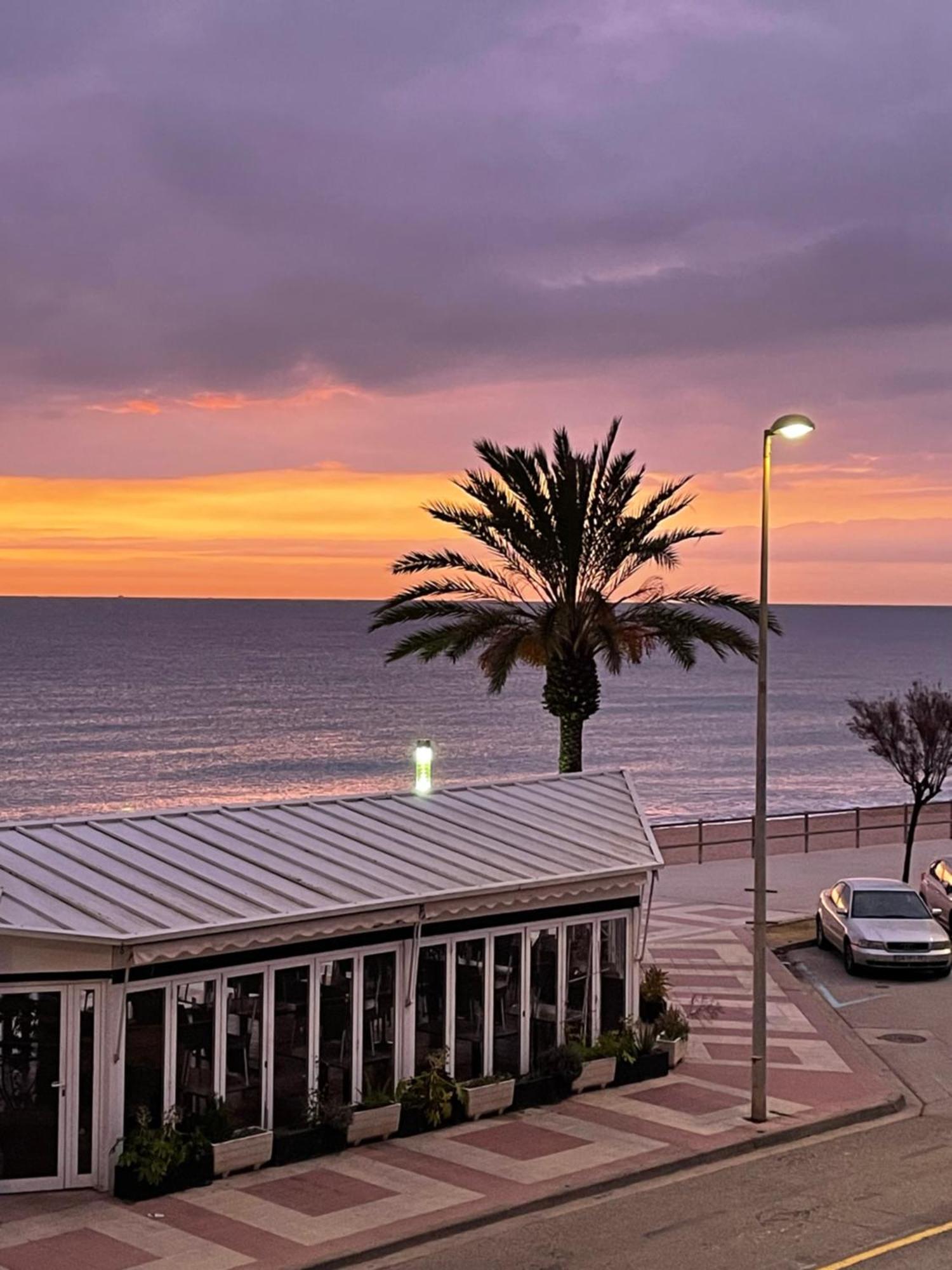 Estudio Con Impresionantes Vistas Al Mar Blanes Eksteriør billede
